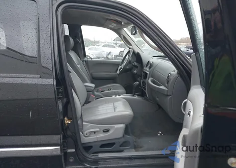 2006 Jeep Liberty Limited Edition из США, поврежденный, VIN 1J4GL58K36W148460